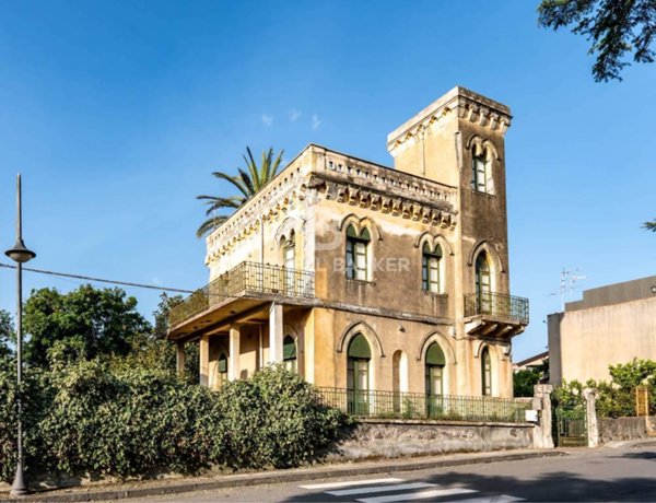 casa indipendente in vendita ad Acireale in zona Pozzillo