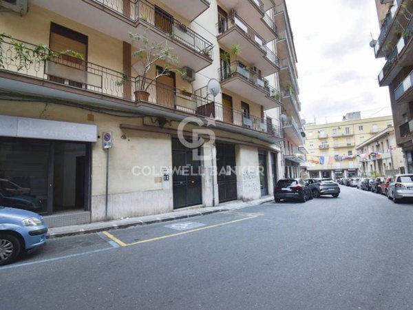 negozio in vendita ad Acireale in zona San Cosmo