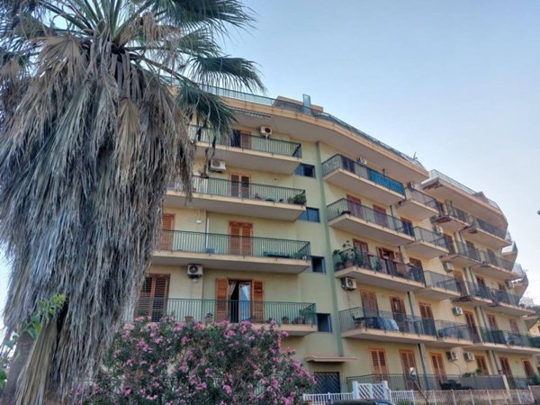 appartamento in vendita ad Acireale in zona San Giovanni