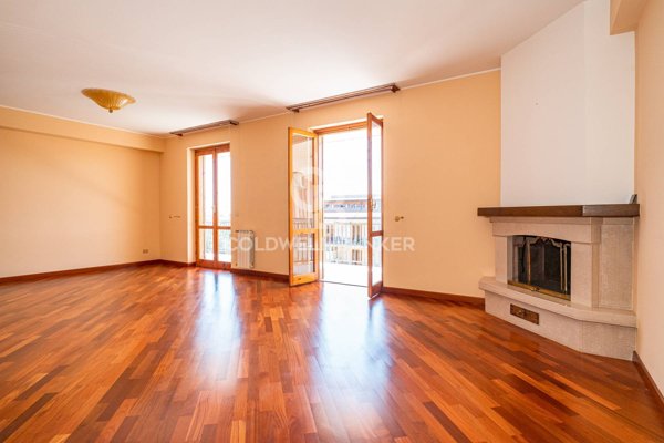 appartamento in vendita ad Acireale