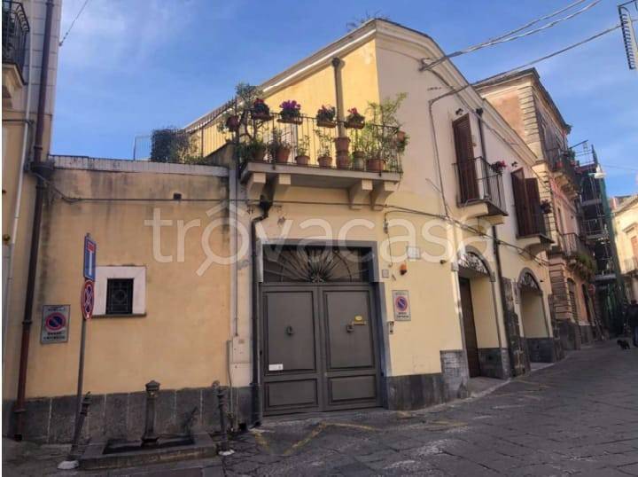 casa indipendente in vendita ad Acireale in zona Centro Storico