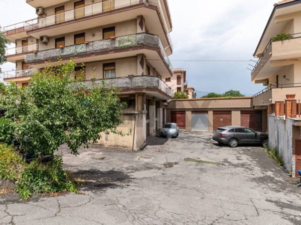 appartamento in vendita ad Acireale in zona Piano d'Api