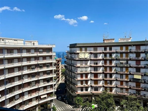appartamento in vendita ad Acireale in zona Centro Storico