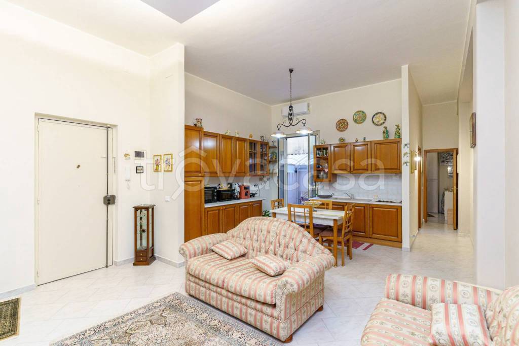 appartamento in vendita ad Acireale in zona Centro Storico