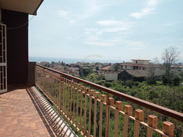 appartamento in vendita ad Acireale