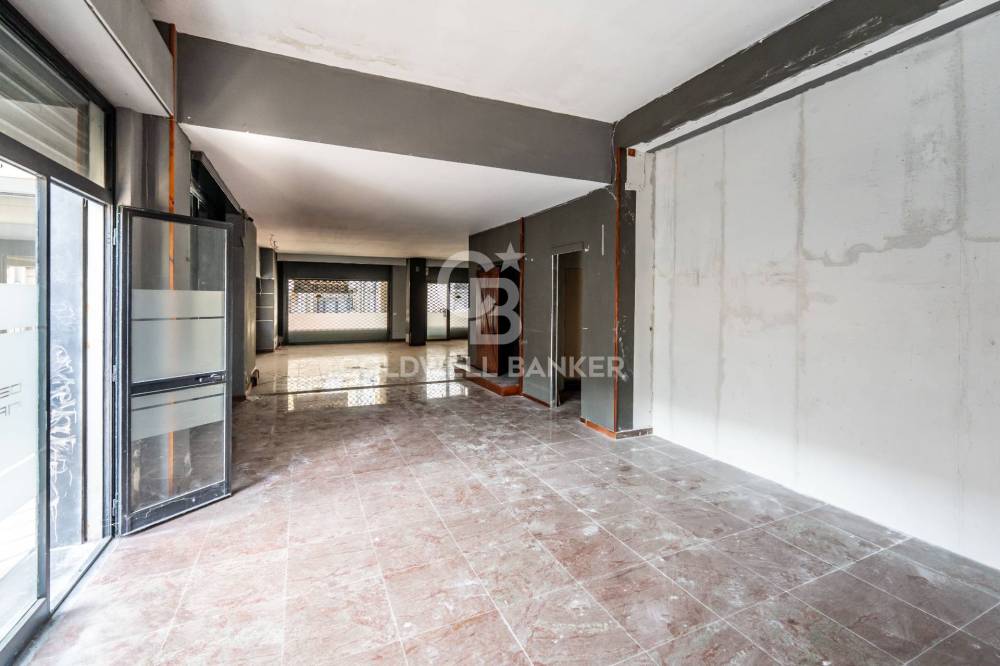 locale commerciale in vendita ad Acireale
