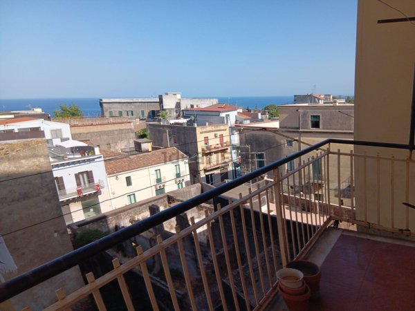 appartamento in vendita ad Acireale