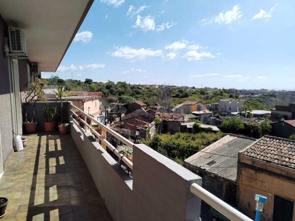 appartamento in vendita ad Acireale