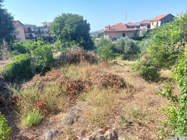 terreno in vendita ad Acireale in zona San Giovanni