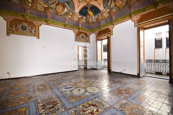 casa indipendente in vendita ad Acireale in zona Centro Storico