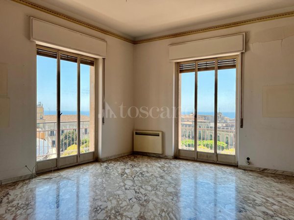 appartamento in vendita ad Acireale in zona Centro Storico
