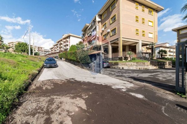 appartamento in vendita ad Acireale