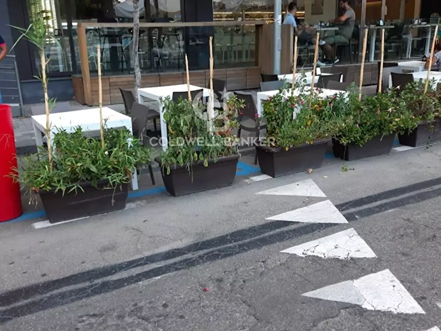 negozio in vendita ad Acireale