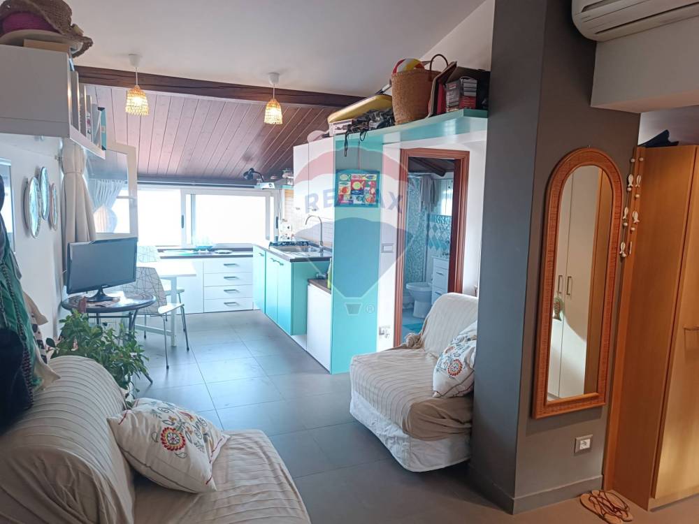 appartamento in vendita ad Acireale in zona Santa Tecla