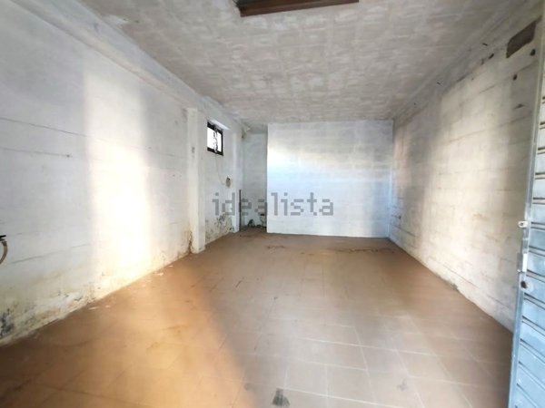 locale di sgombero in vendita ad Acireale in zona San Cosmo
