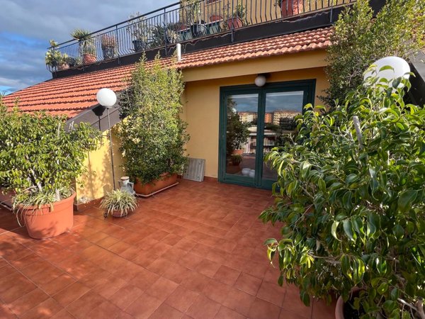 appartamento in vendita ad Acireale