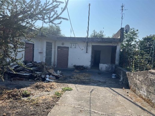 casa indipendente in vendita ad Acireale in zona Piano d'Api