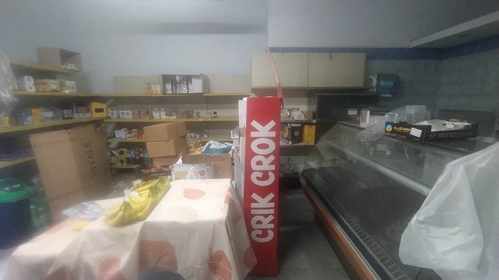 locale commerciale in vendita ad Acireale in zona San Giovanni