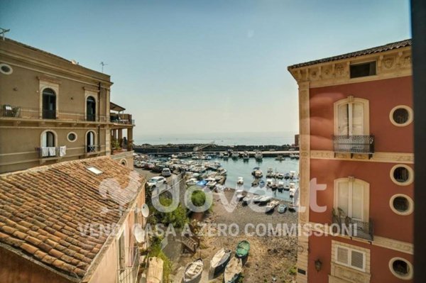 casa indipendente in vendita ad Acireale in zona Santa Maria la Scala