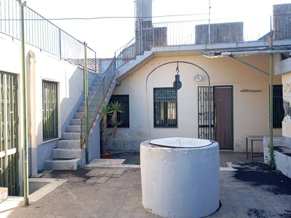 casa indipendente in vendita ad Acireale in zona Stazzo