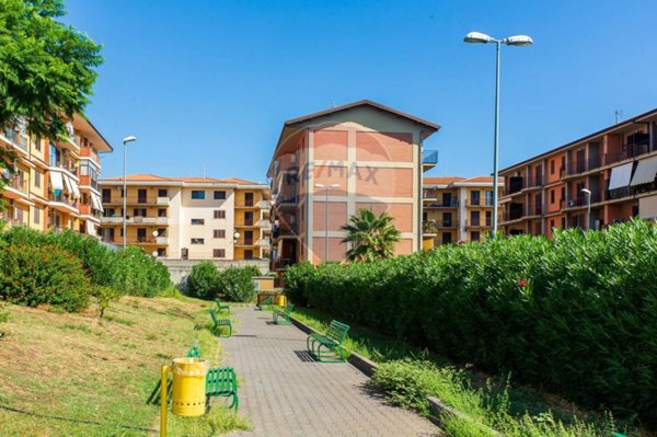 appartamento in vendita ad Acireale in zona Pennisi