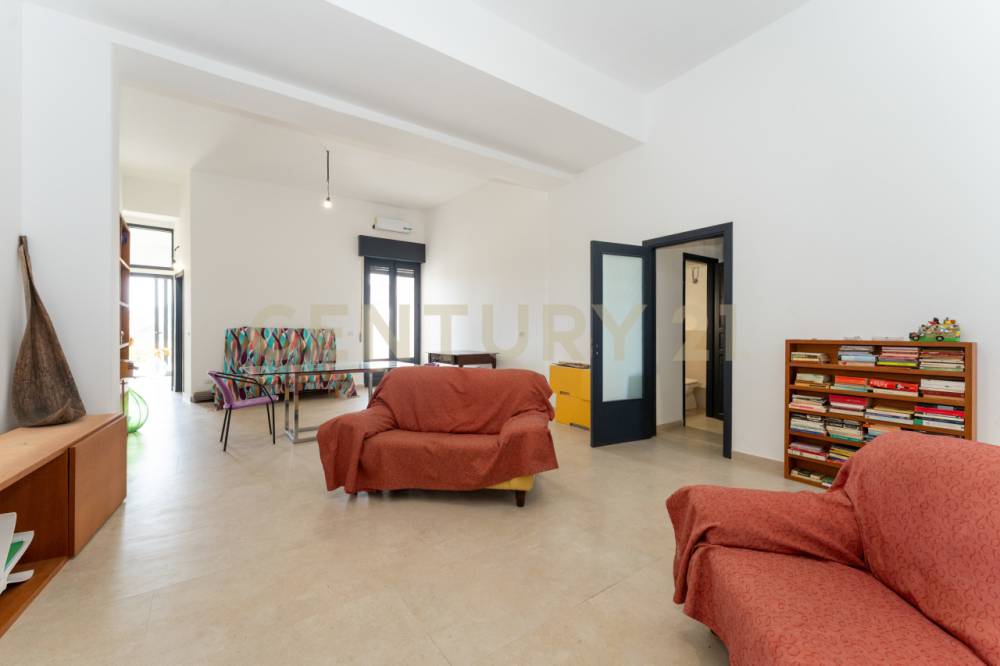 casa indipendente in vendita ad Acireale in zona Santa Tecla