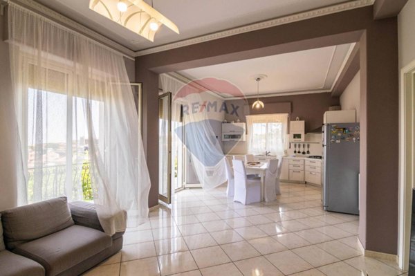 casa indipendente in vendita ad Acireale in zona Piano d'Api