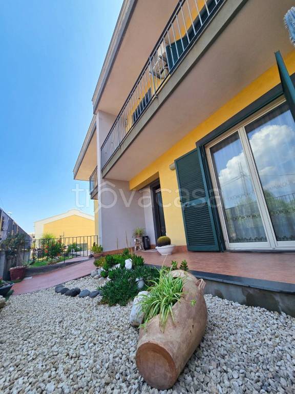 casa indipendente in vendita ad Acireale in zona Scillichenti
