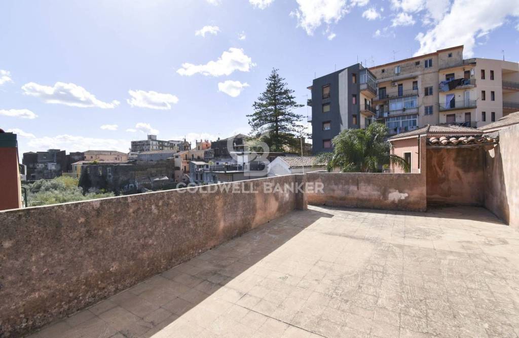 casa indipendente in vendita ad Acireale