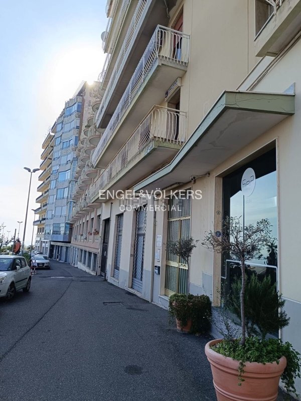 ufficio in vendita ad Acireale