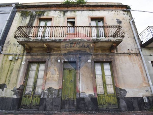 casa indipendente in vendita ad Acireale in zona Guardia