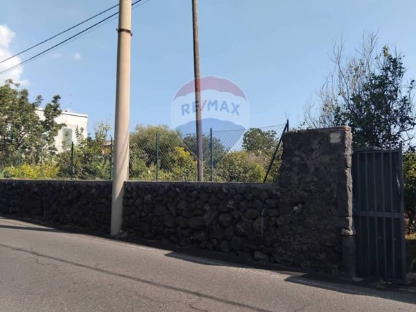 terreno agricolo in vendita ad Acireale in zona Stazzo