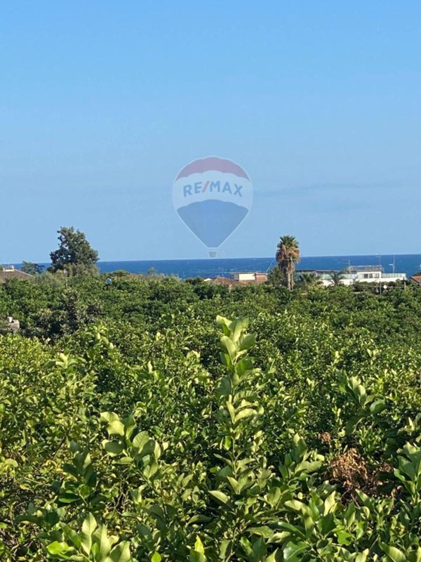 terreno agricolo in vendita ad Acireale in zona Santa Tecla