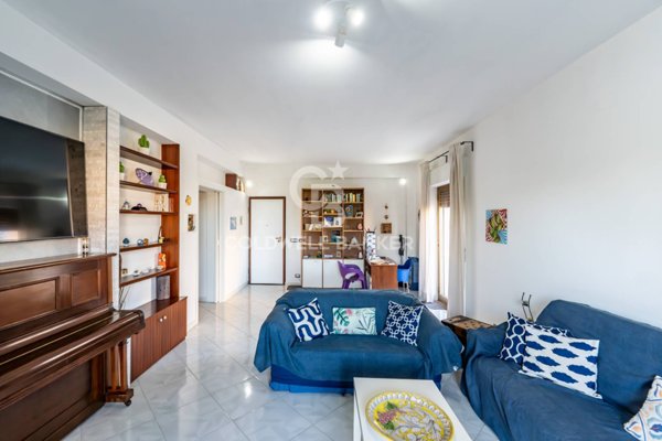 appartamento in vendita ad Acireale in zona Guardia