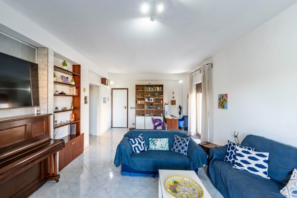 appartamento in vendita ad Acireale in zona Guardia