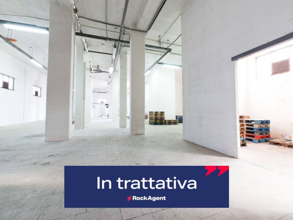 locale commerciale in vendita ad Acireale in zona San Giovanni