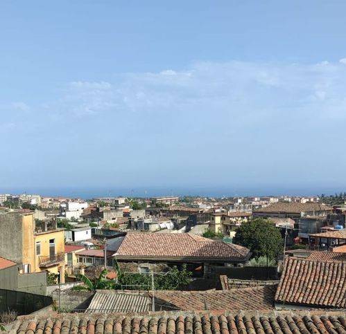 appartamento in vendita ad Acireale