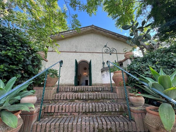 casa indipendente in vendita ad Acireale in zona Piano d'Api