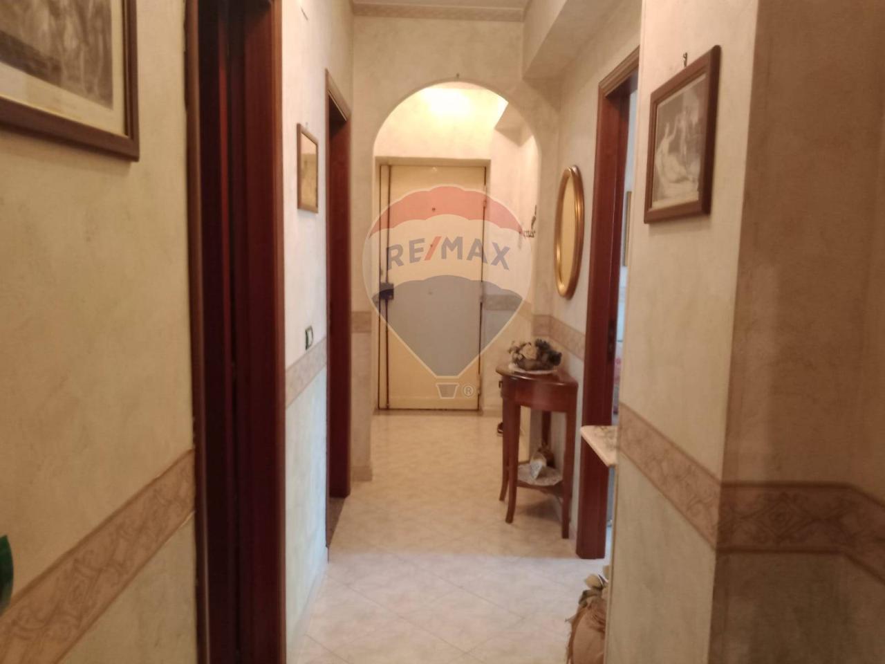 appartamento in vendita ad Acireale in zona Centro Storico