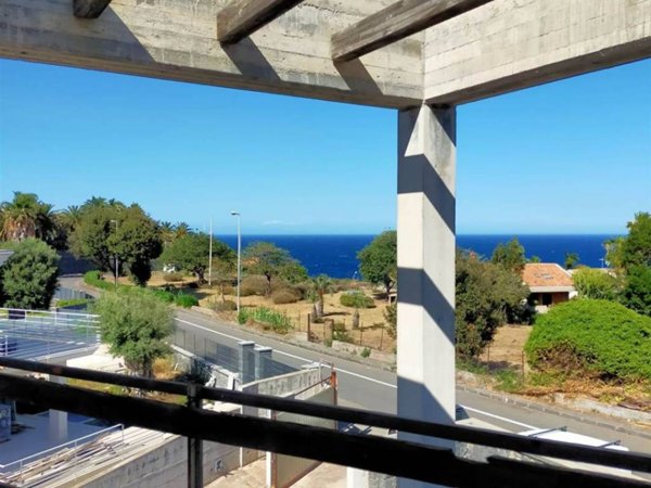 casa indipendente in vendita ad Acireale in zona Santa Caterina