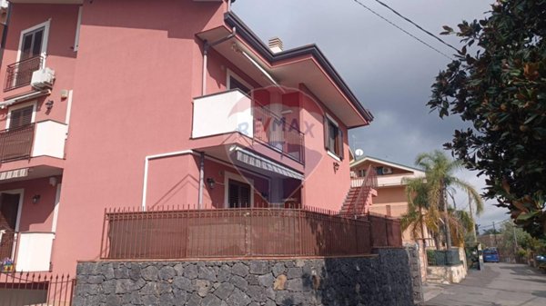 appartamento in vendita ad Acireale