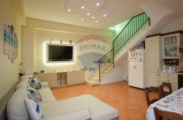appartamento in vendita ad Acireale