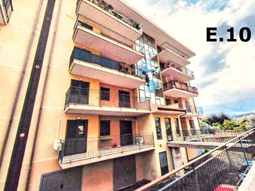 appartamento in vendita ad Acireale
