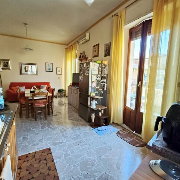appartamento in vendita ad Acireale