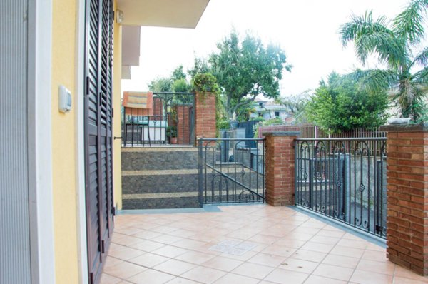 casa indipendente in vendita ad Acireale in zona Pennisi