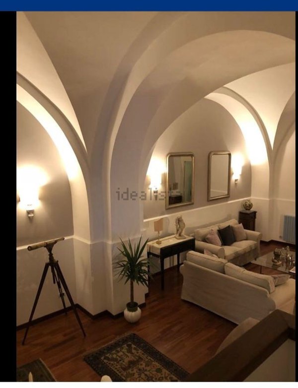 casa indipendente in vendita ad Acireale in zona Centro Storico