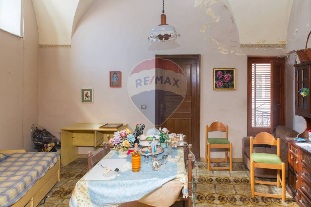 casa indipendente in vendita ad Acireale in zona Centro Storico