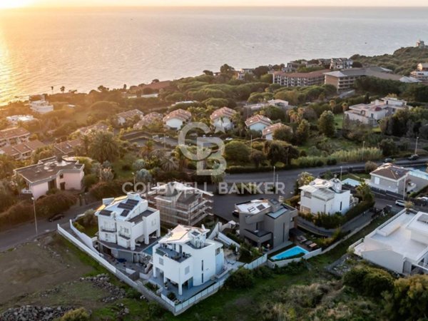 casa indipendente in vendita ad Acireale in zona Santa Caterina