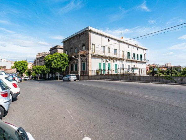 appartamento in vendita ad Acireale in zona Centro Storico