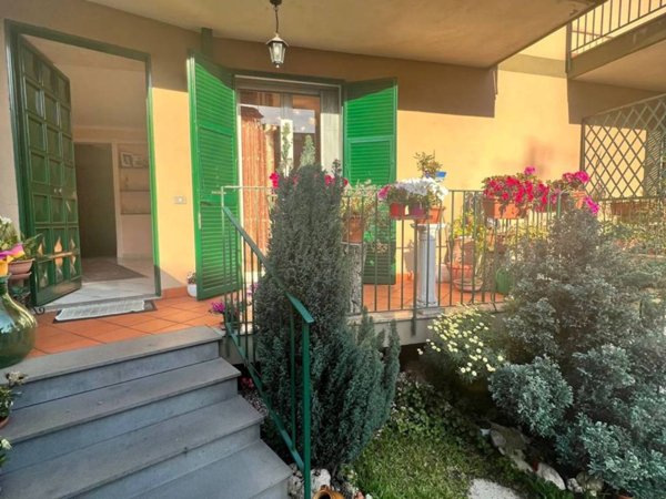 casa indipendente in vendita ad Acireale